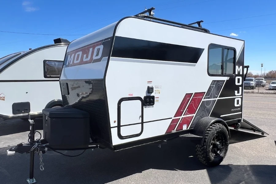 los remolques Eclipse RV Mojo