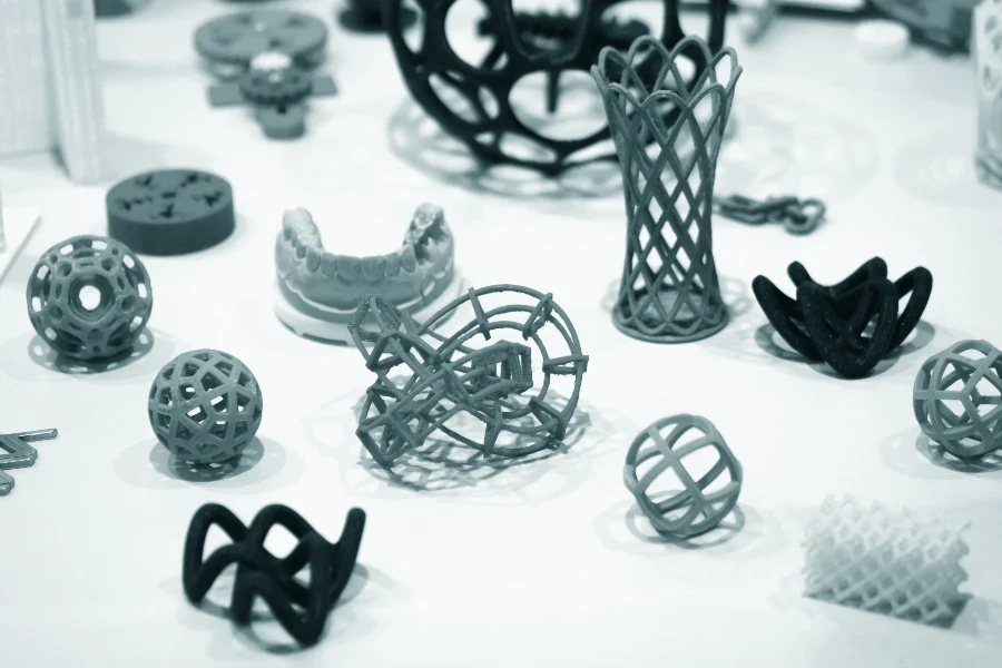 Différents objets imprimés à partir d'une imprimante 3D