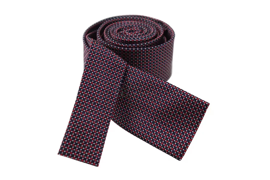 Corbata de seda Business Elegance con lunares