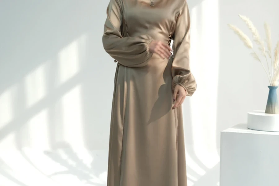 Loriya Modest Satin Damen Freizeitkleid