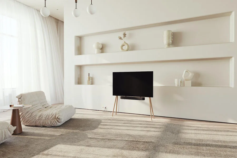 Ein wunderschönes Zimmer mit minimalistischem Japandi-Dekor