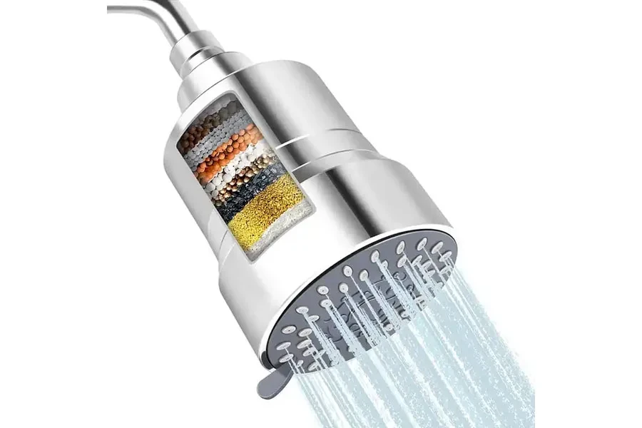 Pomme de douche fixe montrant les cartouches filtrantes internes