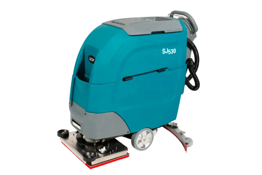 Large-capacity walk-behind scrubber with oscillating brush pad