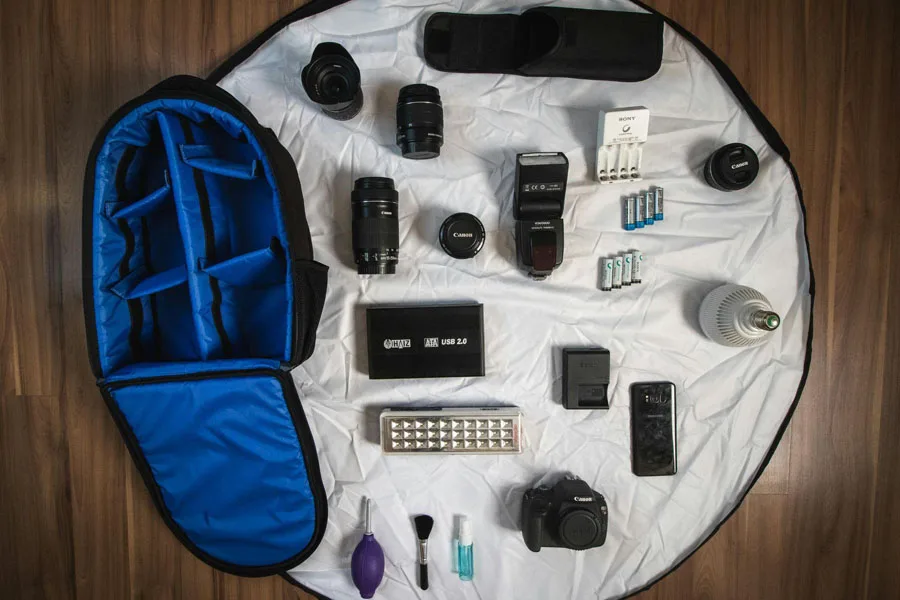 borsa e kit fotocamera