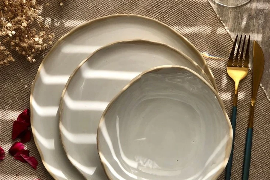 dinnerware