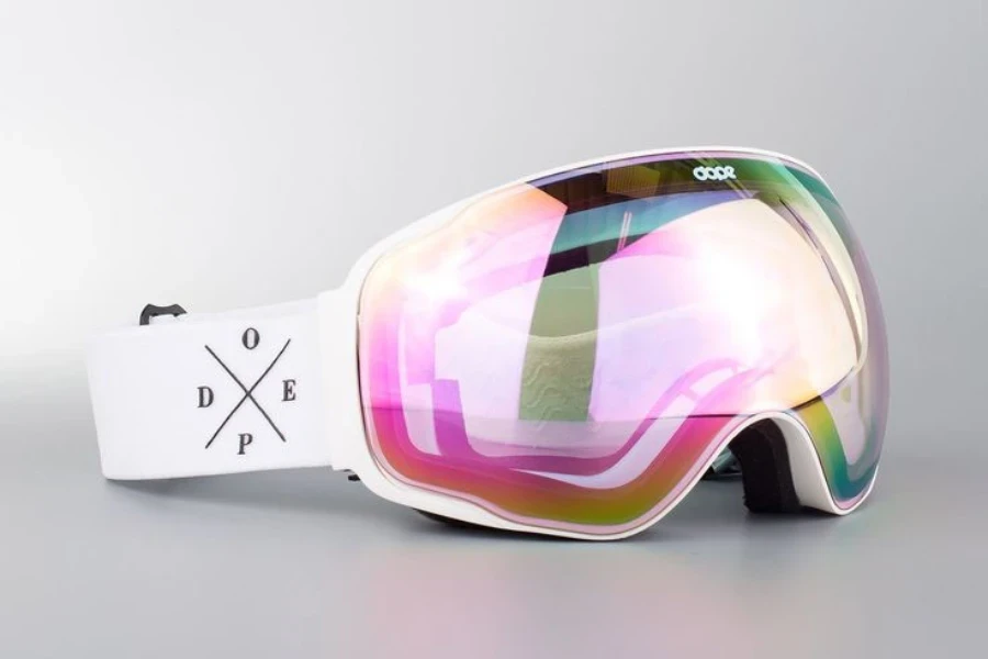 ski googles