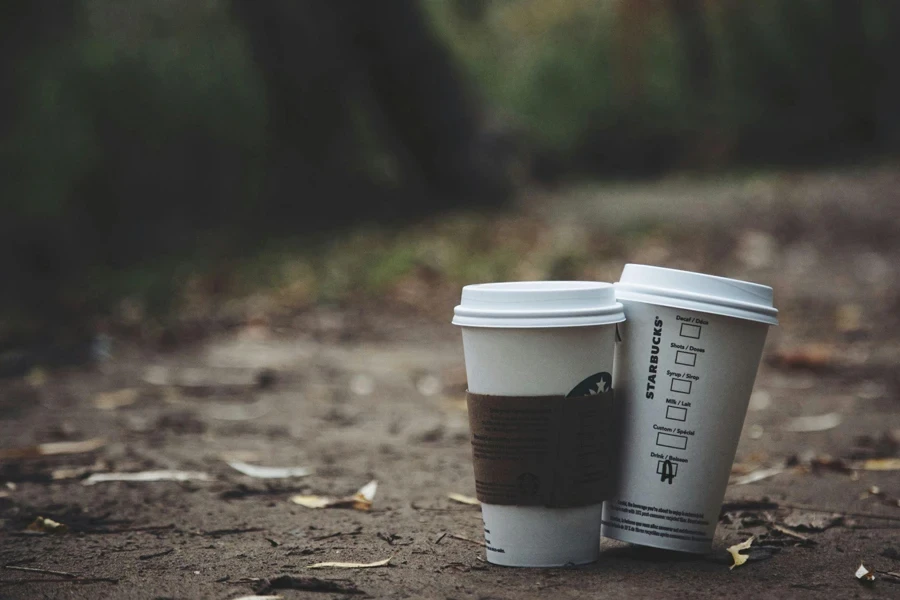 starbucks paper cups