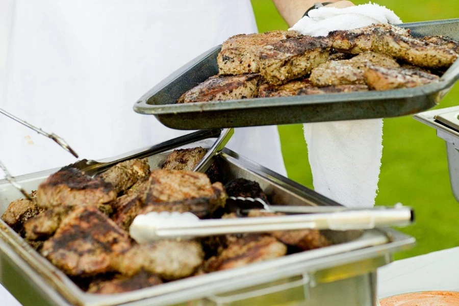 gli accessori per il barbecue