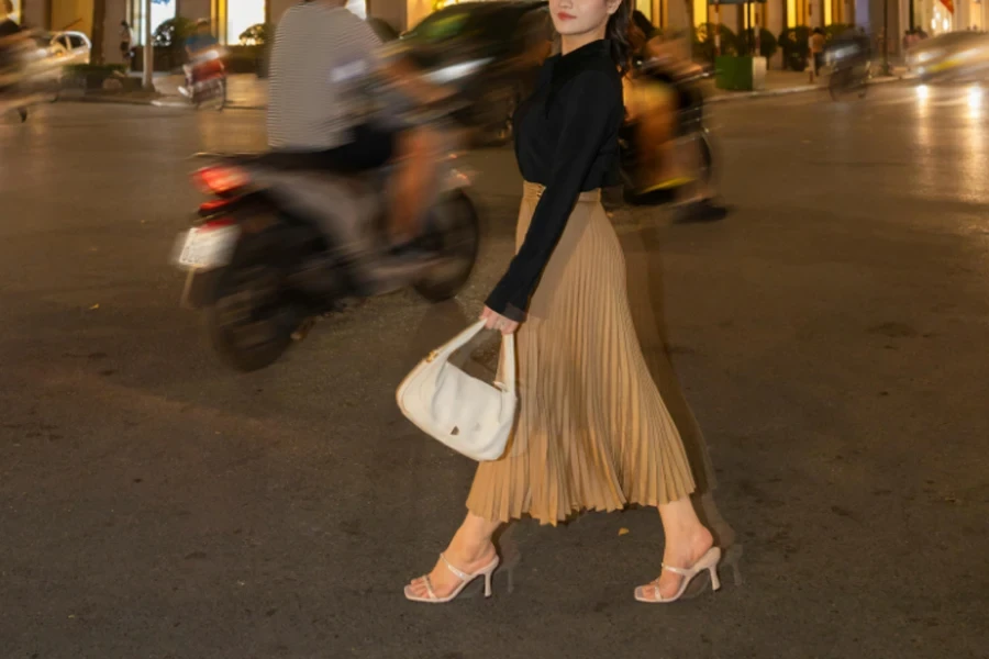 the pleated skirt