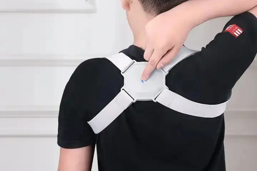 Cinturón postural USB con sensor de vibración inteligente para niños