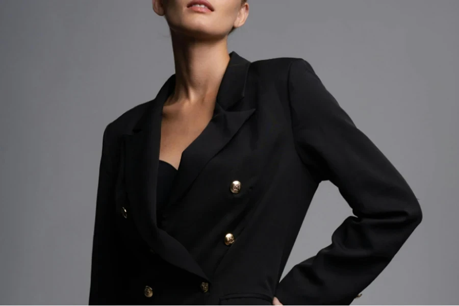 abiti e blazer da donna