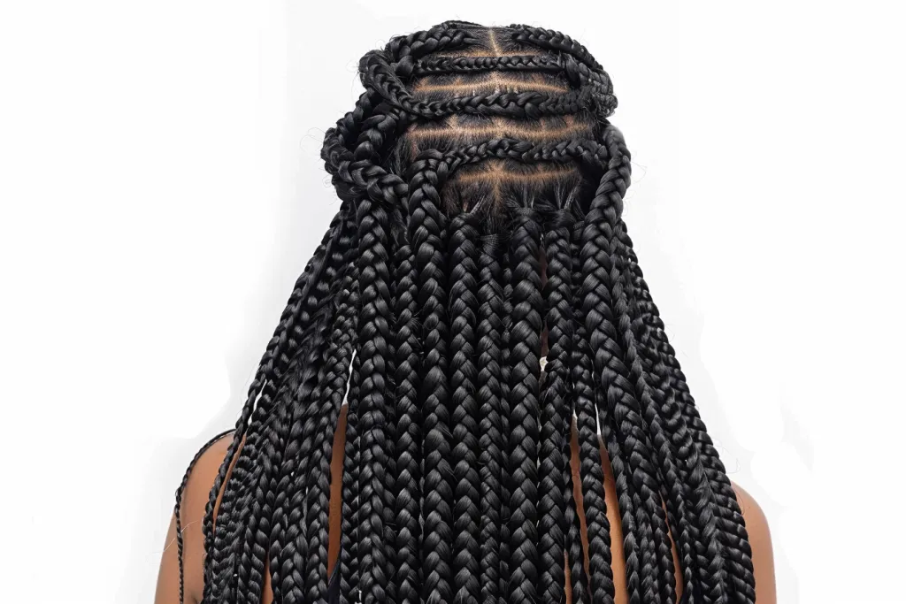 Африканская кружевная коса, заплетающая пучок волос