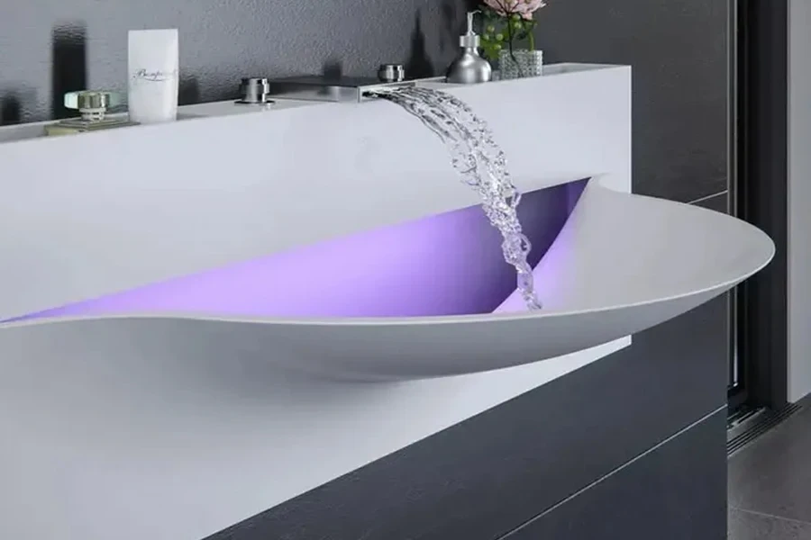 Künstlerisches Wandwaschbecken-Design