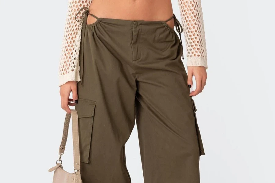 Low-rise pants in soft, drapey fabrics