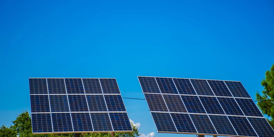 Güneş Paneli İkizleri Enerji Geleceğimiz