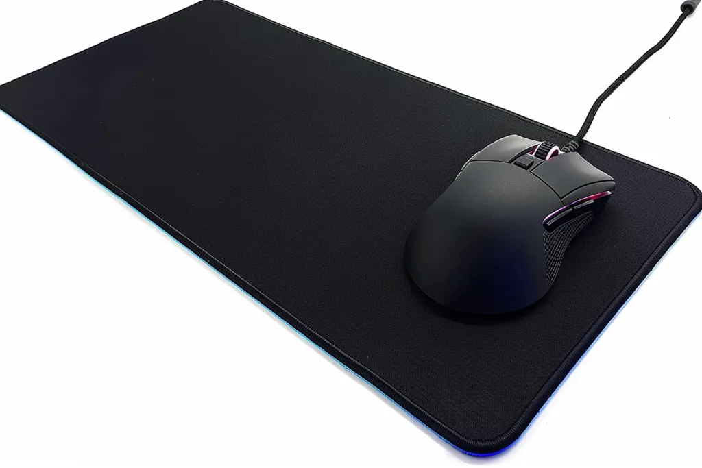 black mouse pad with wrist rest for home