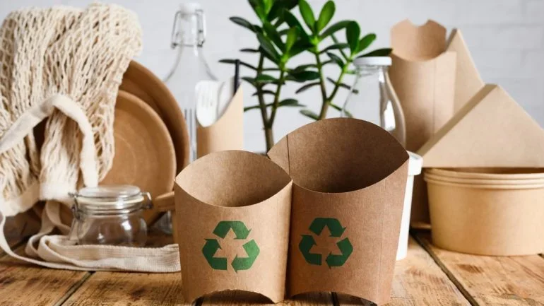 La rivoluzione nel packaging sostenibile nel settore alimentare non è semplicemente una tendenza. Credito: Nikita Burdenkov tramite Shutterstock.