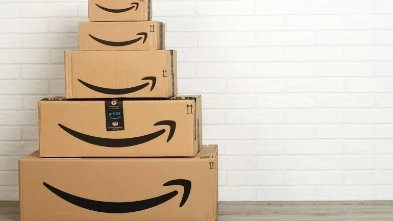 Der Nettoumsatz von Amazon stieg im ersten Quartal des Geschäftsjahres 13 um 143.3 % auf 1 Milliarden US-Dollar. Bildnachweis: Khomulo Anna über Shutterstock.com.