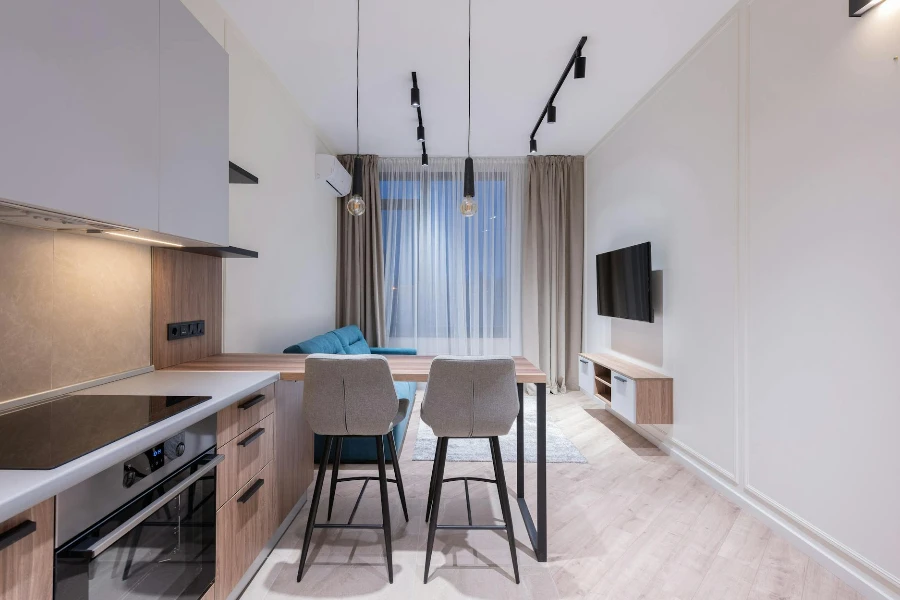 Design de interiores de apartamento moderno e espaçoso