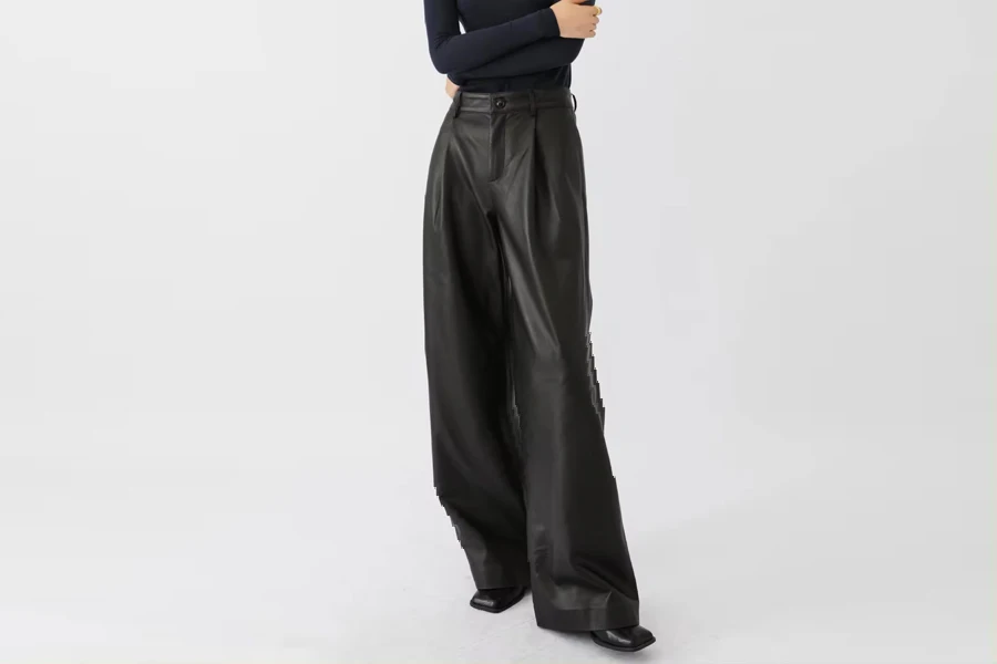 long and wide trousers