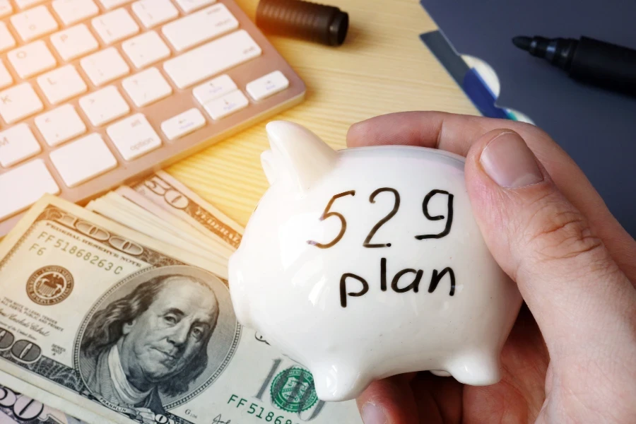 529 plan College Savings Plan concept