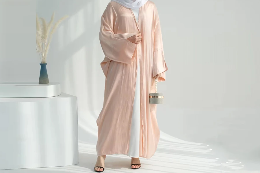 Fashion Abaya 2024 Loriya Islamic Clothing EID Dubai Elegant Modest Abaya Women Muslim Dress Shiny Polyester Cardigan Open Abaya