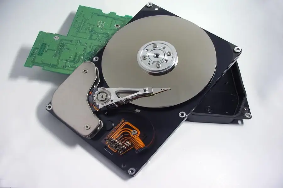 Hard drive untuk PC, Di sinilah sistem operasi, aplikasi perangkat lunak Anda