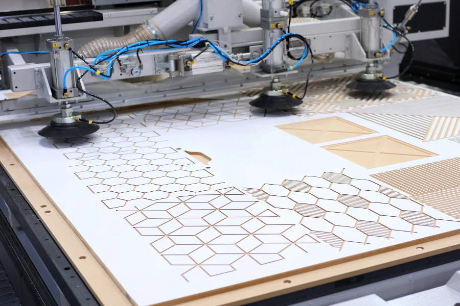 Laser cutting of wood, plywood with CNC