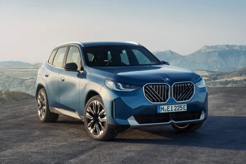 新型BMW X3 30e xDrive