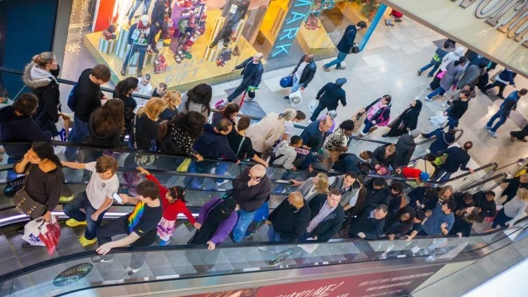 Retail footfall in shopping centres dropped by 4.5% YoY in May 2024. Credit: IR Stone via Shutterstock.com.
