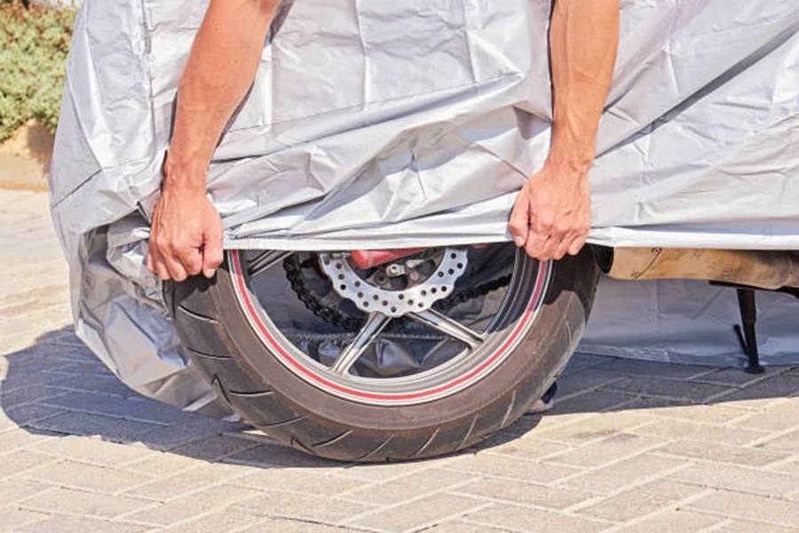 cubierta de la motocicleta