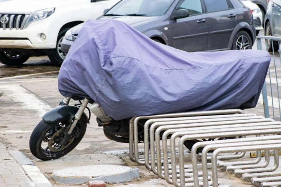 cubierta de la motocicleta