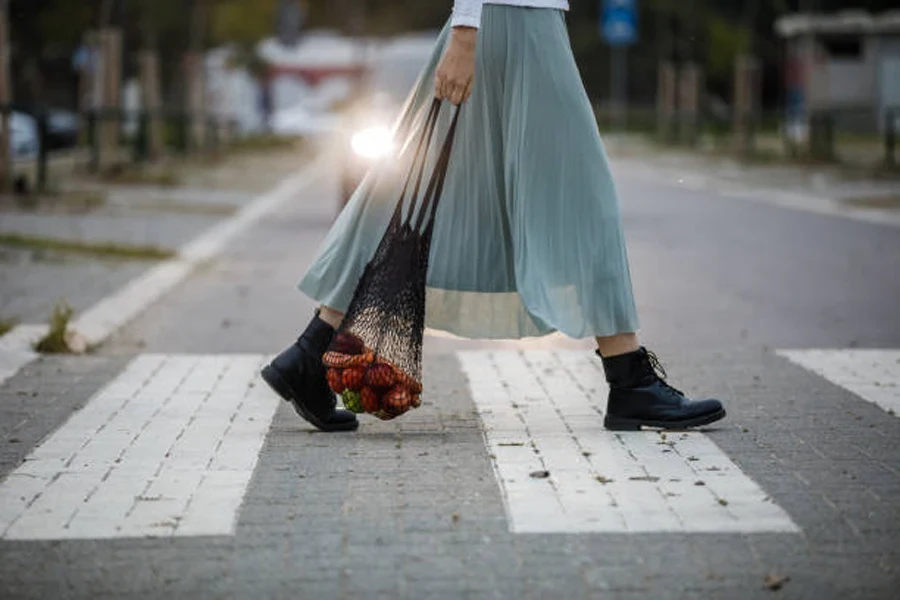 women’s skirt