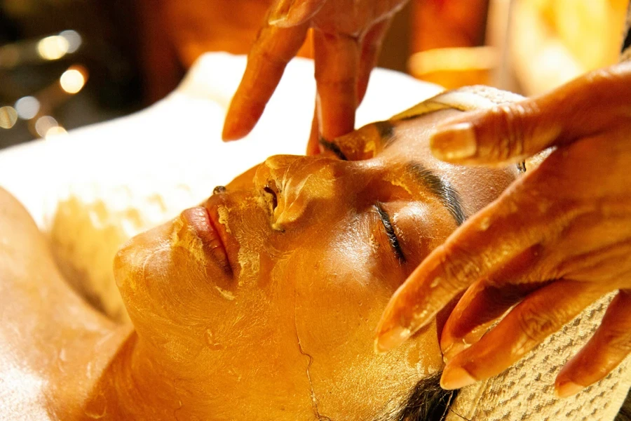 Face massage of Lalana Sri Lankan Beauty Studio, Liverpool, UK