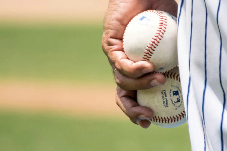 MLB balls