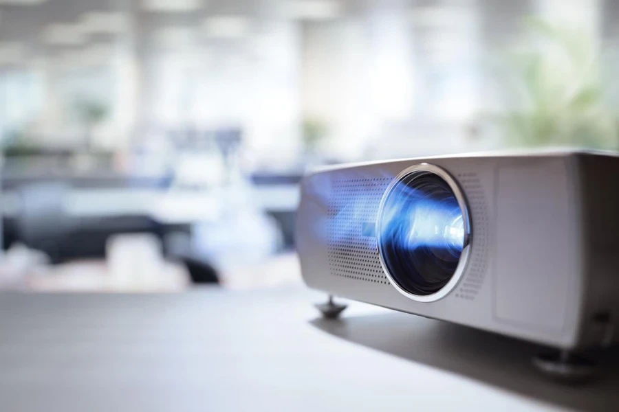 Apresentação com projetor de vídeo lcd