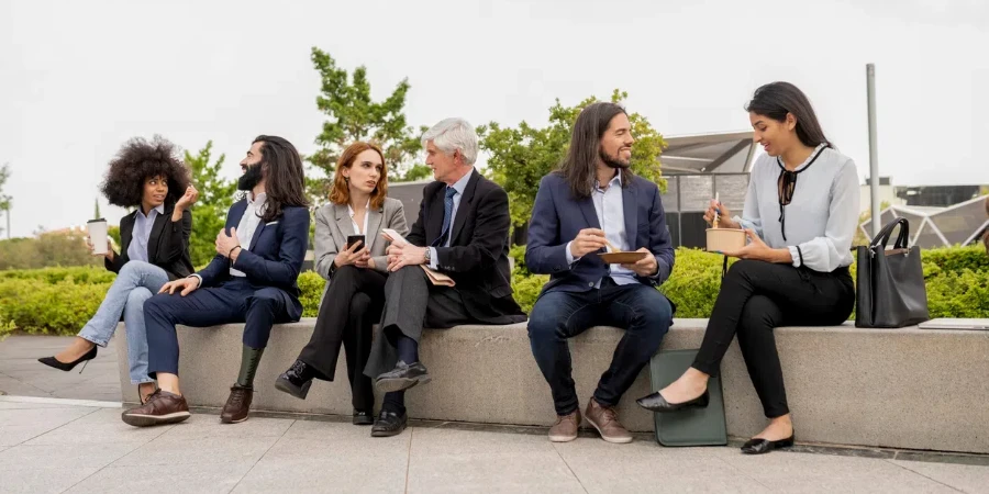 Grupo de profesionales de diversos orígenes