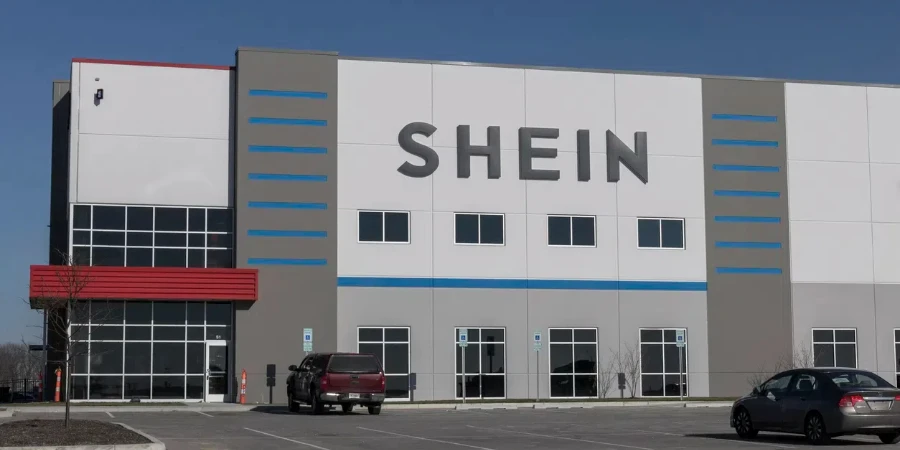 SHEIN e-commerce distribution center