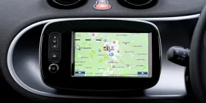 Schwarzer GPS-Monitor eingeschaltet