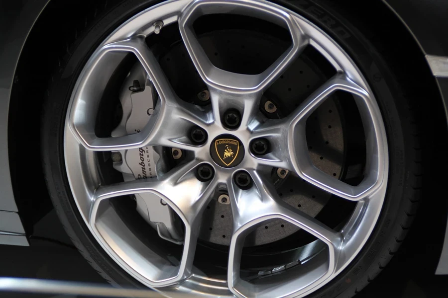 lamborghini, wheel hub, automotive