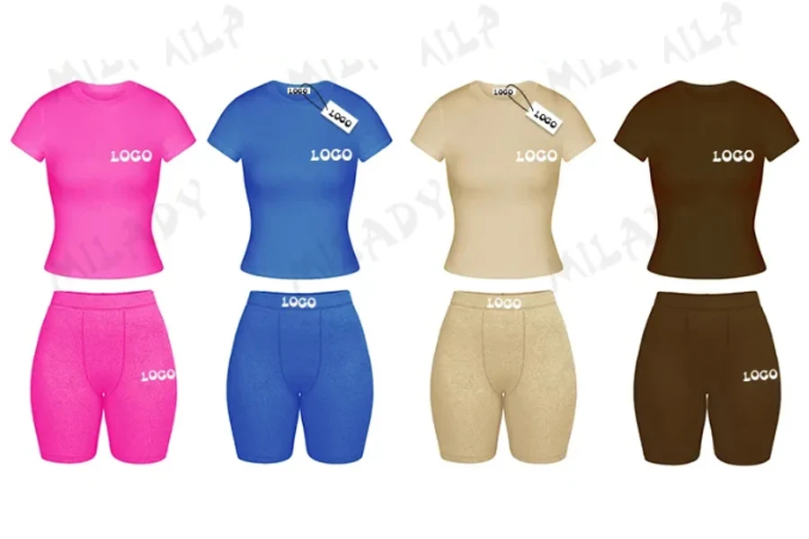 Geripptes Loungewear-Set aus T-Shirt und Shorts