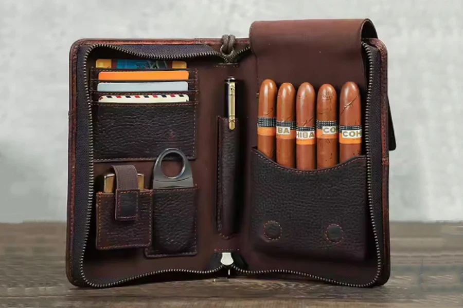 Leather Cigar Case with Humidifier