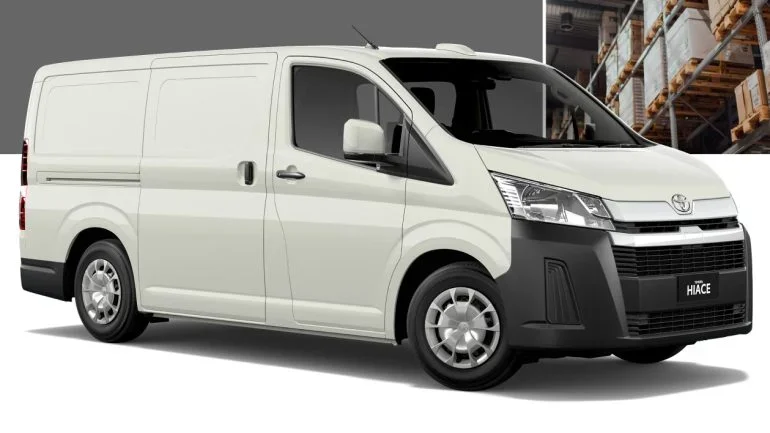 Mobil Hiace