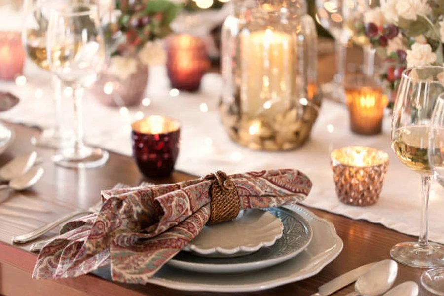 Holiday Dining Place Setting