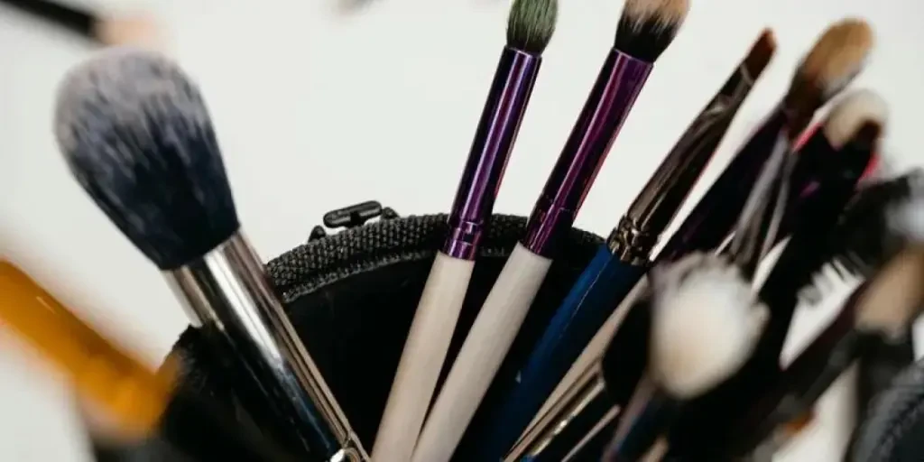 Descubriendo los secretos para una aplicación de maquillaje impecable