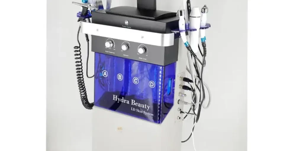 Les machines Hydra Facial deviennent un incontournable dans les salons de beauté, les spas et les cliniques de dermatologie du monde entier