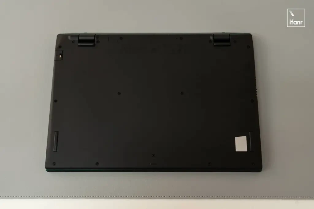 VAIO SX14-R bottom view showing screws