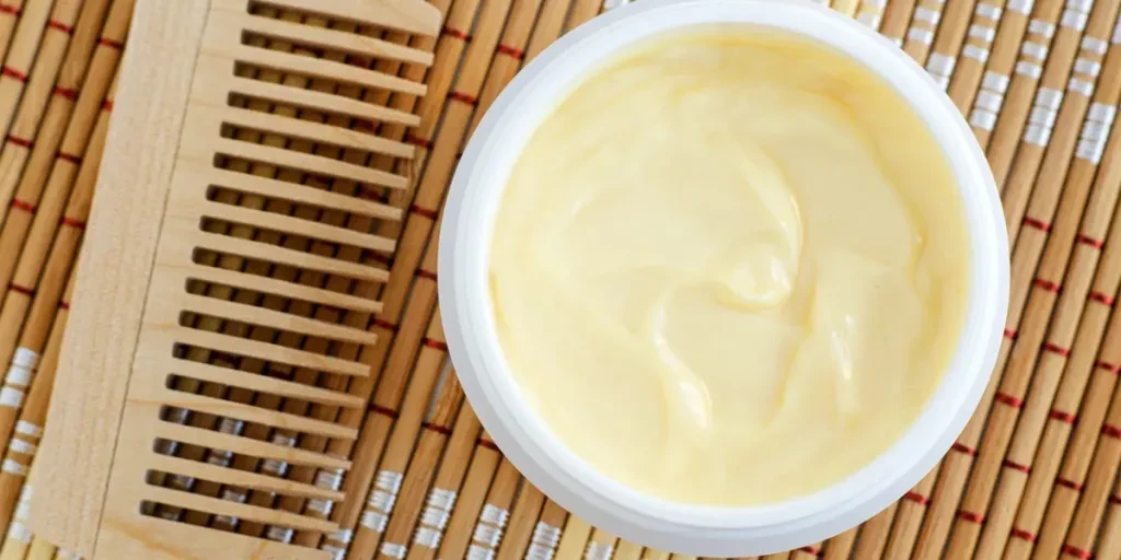 Yellow vanilla face mask (banana cream, shea butter facial mask, body butter)