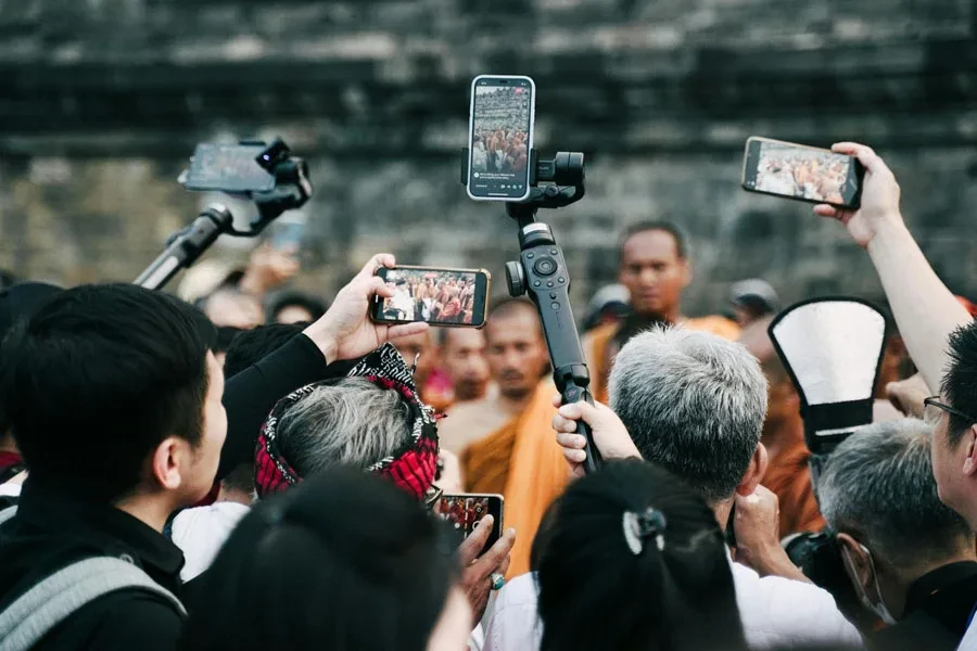 Journalists and visitors of Borobudur interviewed the Bhante who walked from Thailand to Indonesia