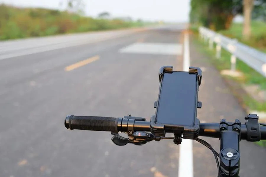 Suporte para smartphone no guidão da bicicleta